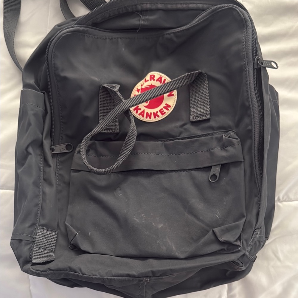 Kånken Graphite Backpack